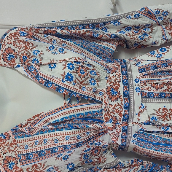 En Creme Dresses & Skirts - Lace Up Boho Maxi Dress